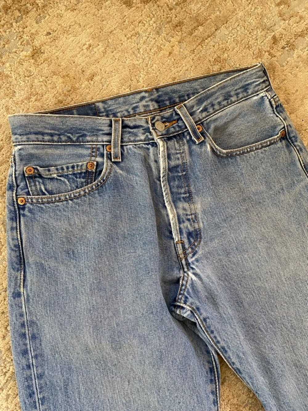 Levi’s Vintage 501s Classic Faded Blue Straight-Leg Jeans Button Fly: W31/L30